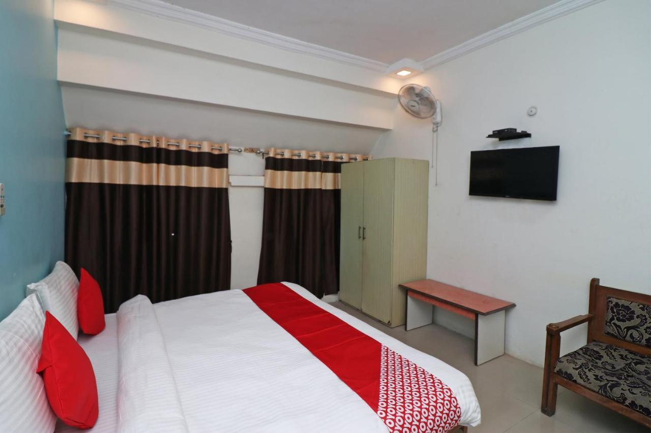 Oyo Flagship 19301 Mezbaan International Naka Hindola Hotel Lucknow Esterno foto