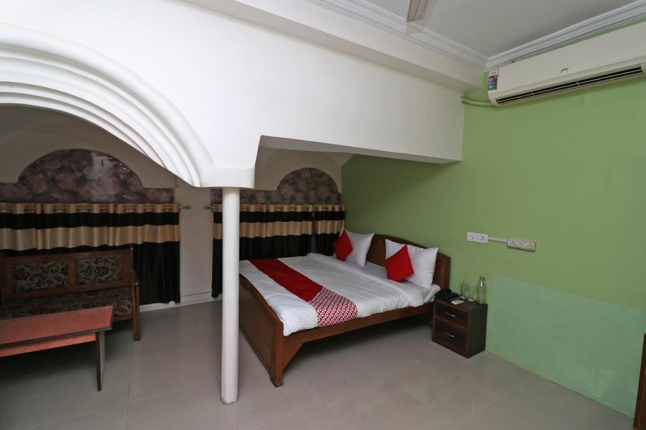 Oyo Flagship 19301 Mezbaan International Naka Hindola Hotel Lucknow Esterno foto